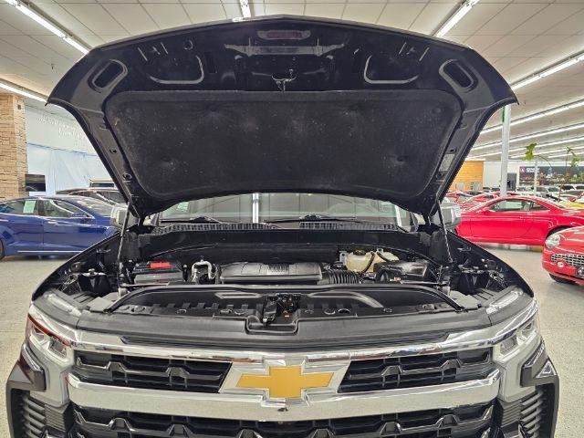 Chevrolet Silverado 1500 4WD Crew Cab 157" LT 2022