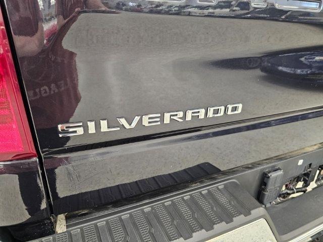 Chevrolet Silverado 1500 4WD Crew Cab 157" LT 2022