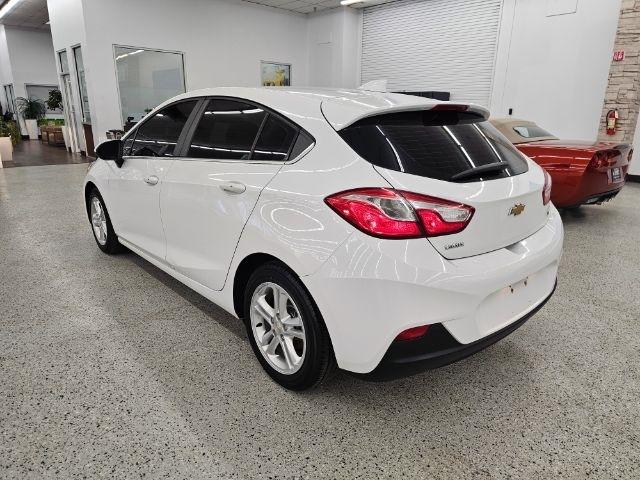 Chevrolet Cruze 4dr HB 1.4L LT w/1SD 2017