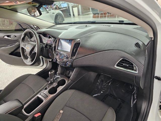 Chevrolet Cruze 4dr HB 1.4L LT w/1SD 2017