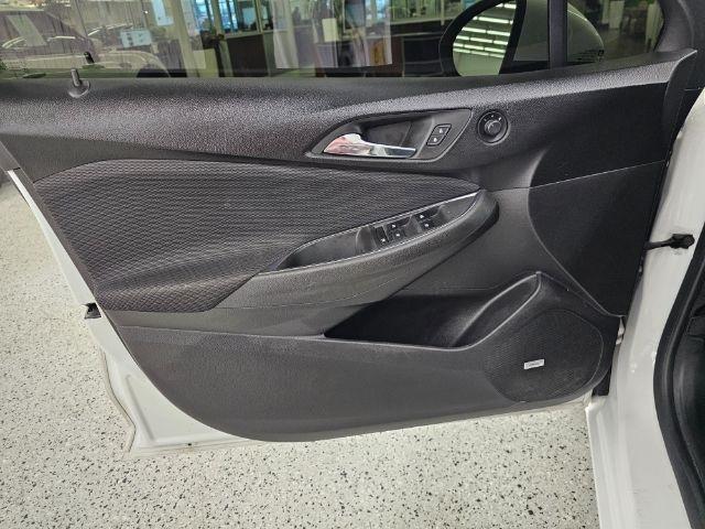 Chevrolet Cruze 4dr HB 1.4L LT w/1SD 2017