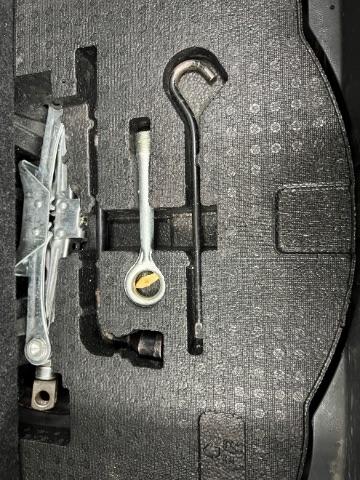 Acura TL 4dr Sdn Auto SH-AWD 2012