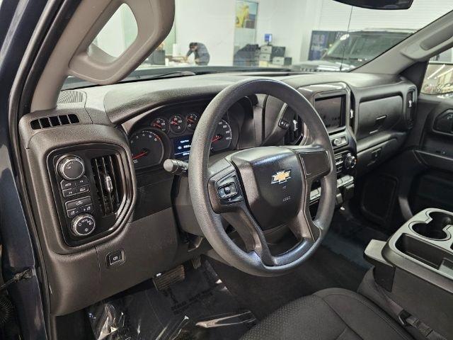 Chevrolet Silverado 1500 4WD Crew Cab 147" Custom 2020