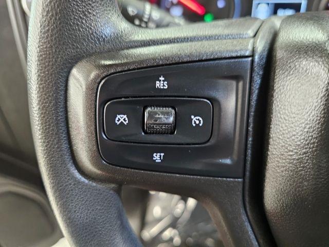 Chevrolet Silverado 1500 4WD Crew Cab 147" Custom 2020