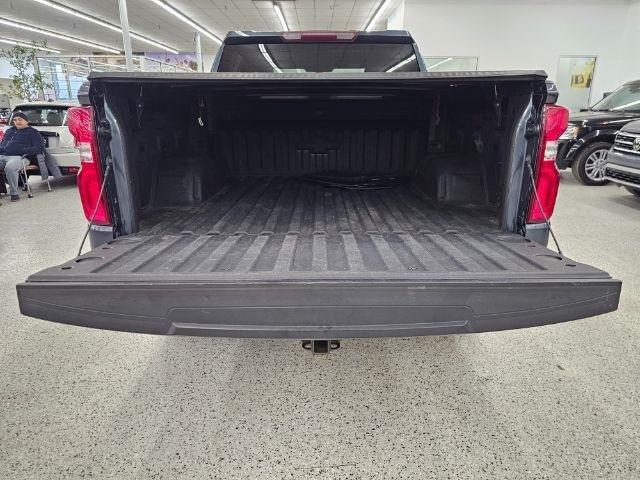 Chevrolet Silverado 1500 4WD Crew Cab 147" Custom 2020