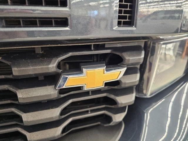 Chevrolet Silverado 1500 4WD Crew Cab 147" Custom 2020