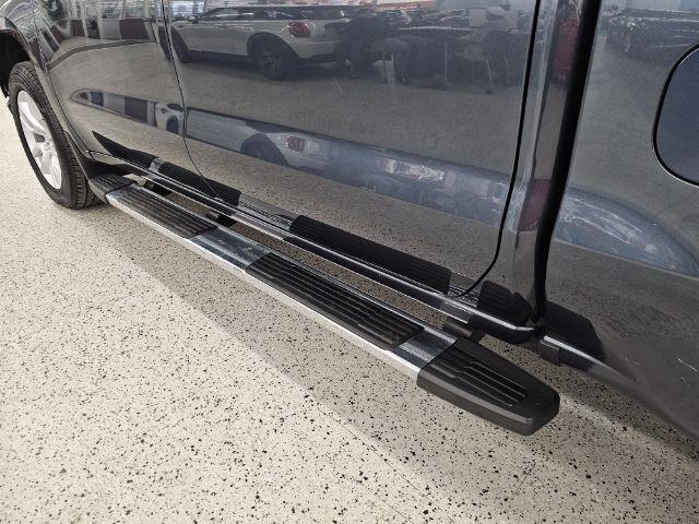 Chevrolet Silverado 1500 4WD Crew Cab 147" Custom 2020