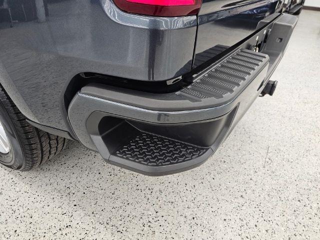 Chevrolet Silverado 1500 4WD Crew Cab 147" Custom 2020