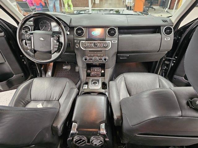 Land Rover LR4 4WD 4dr LUX 2015