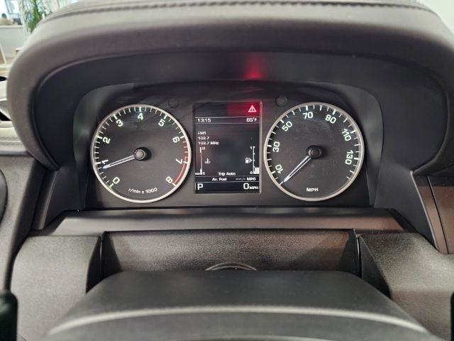 Land Rover LR4 4WD 4dr LUX 2015