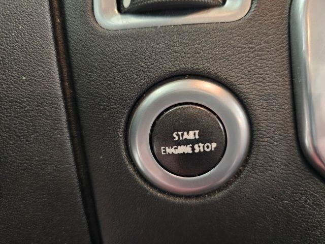 Land Rover LR4 4WD 4dr LUX 2015