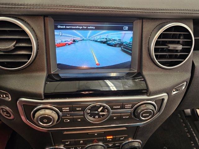 Land Rover LR4 4WD 4dr LUX 2015