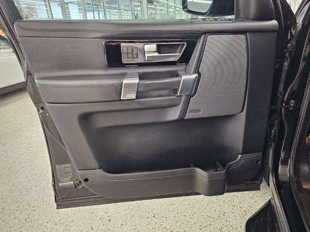 Land Rover LR4 4WD 4dr LUX 2015