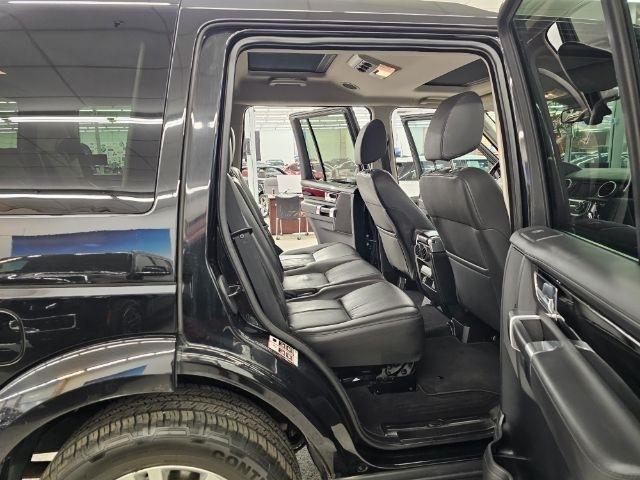 Land Rover LR4 4WD 4dr LUX 2015