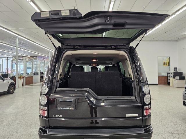 Land Rover LR4 4WD 4dr LUX 2015