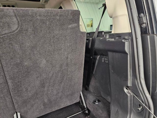 Land Rover LR4 4WD 4dr LUX 2015