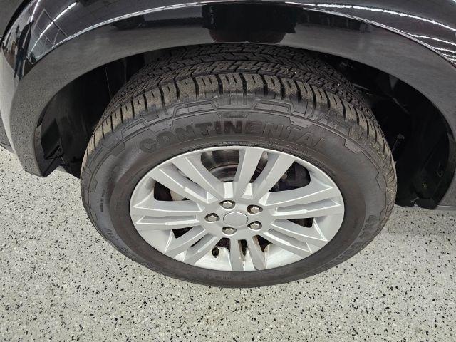 Land Rover LR4 4WD 4dr LUX 2015