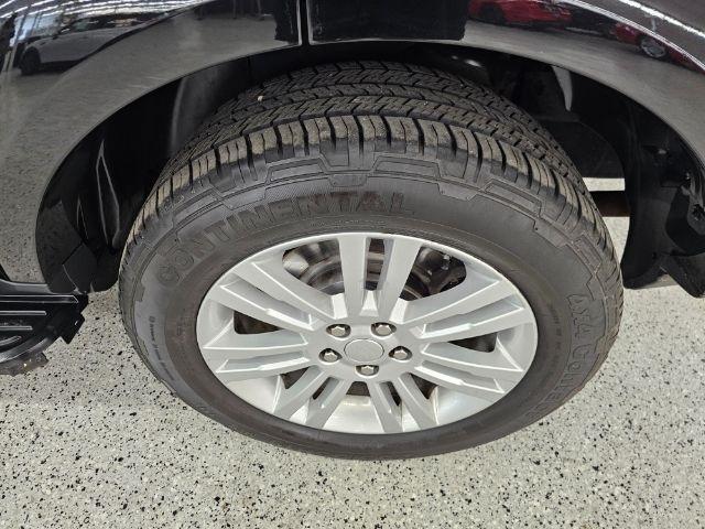 Land Rover LR4 4WD 4dr LUX 2015