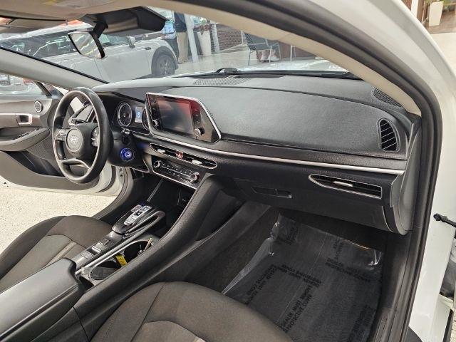 Hyundai Sonata SE 2.5L 2021