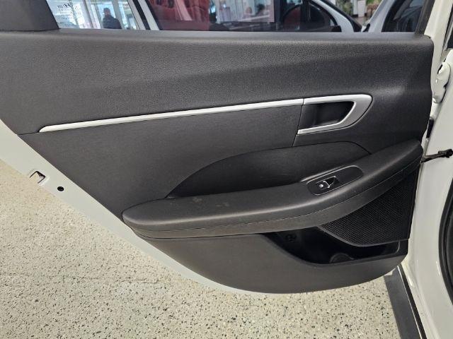 Hyundai Sonata SE 2.5L 2021