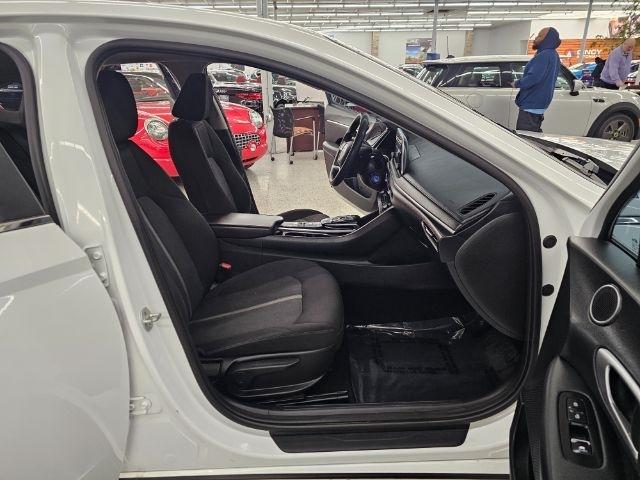 Hyundai Sonata SE 2.5L 2021