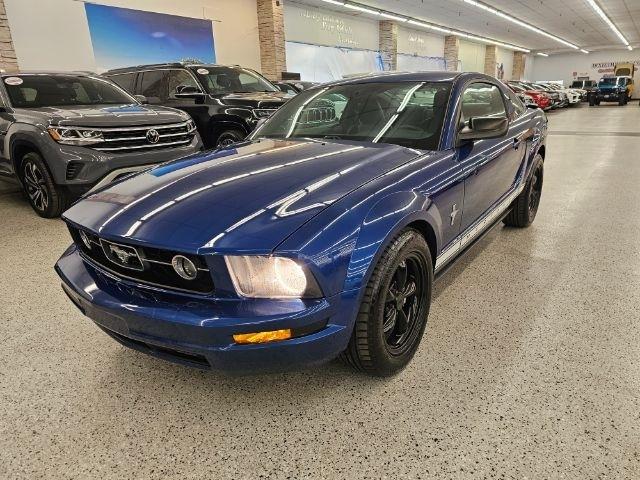 Ford Mustang 2dr Cpe Premium 2007