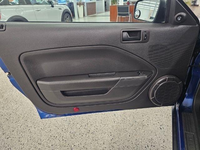 Ford Mustang 2dr Cpe Premium 2007