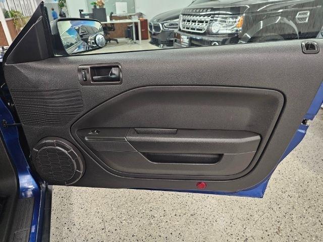 Ford Mustang 2dr Cpe Premium 2007