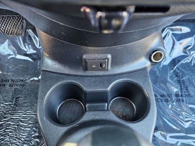 Nissan Versa Sedan SV CVT 2017