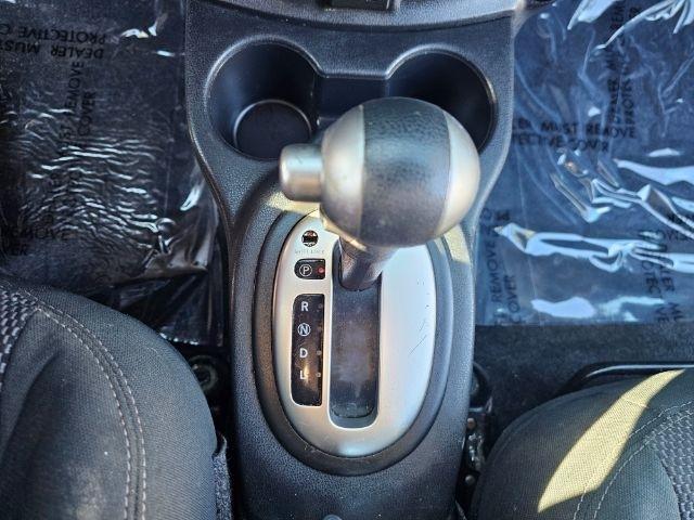 Nissan Versa Sedan SV CVT 2017