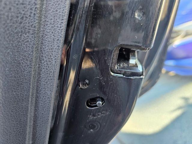 Nissan Versa Sedan SV CVT 2017