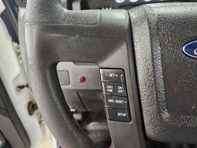 Ford F-150 4WD Reg Cab 126" STX 2014