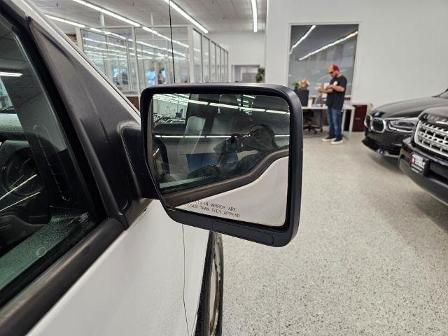 Ford F-150 4WD Reg Cab 126" STX 2014