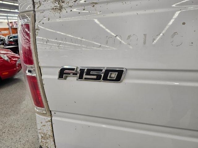 Ford F-150 4WD Reg Cab 126" STX 2014