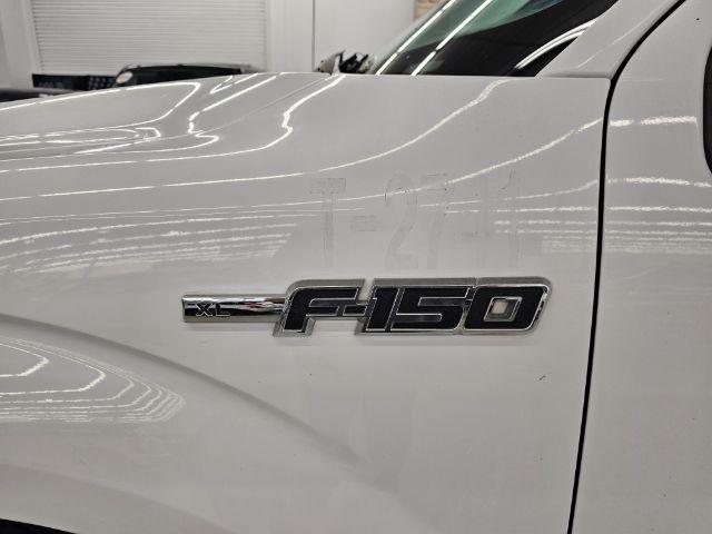 Ford F-150 4WD Reg Cab 126" STX 2014