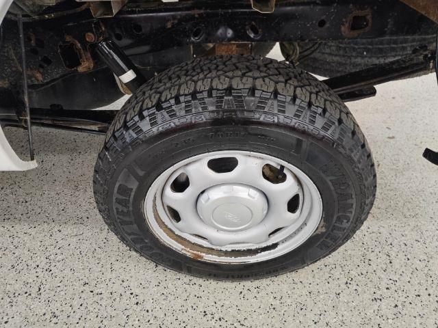 Ford F-150 4WD Reg Cab 126" STX 2014