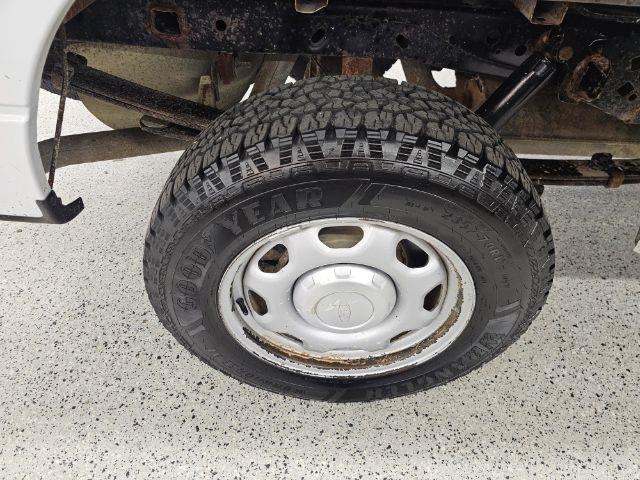 Ford F-150 4WD Reg Cab 126" STX 2014