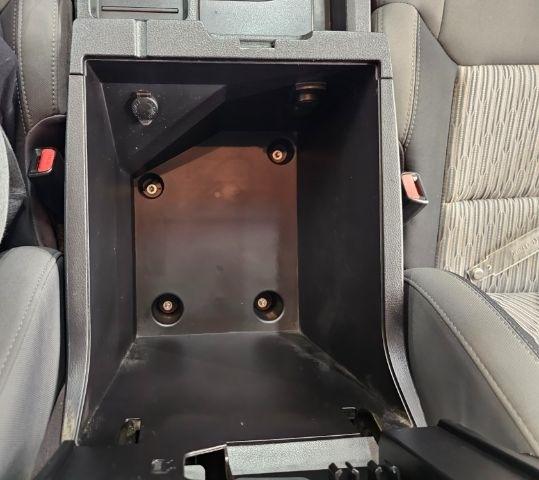 Toyota Tundra 4WD Truck CrewMax 5.7L FFV V8 6-Spd AT SR5 (Natl) 2014