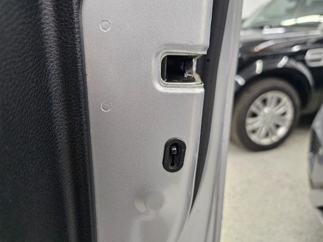 Toyota Tundra 4WD Truck CrewMax 5.7L FFV V8 6-Spd AT SR5 (Natl) 2014