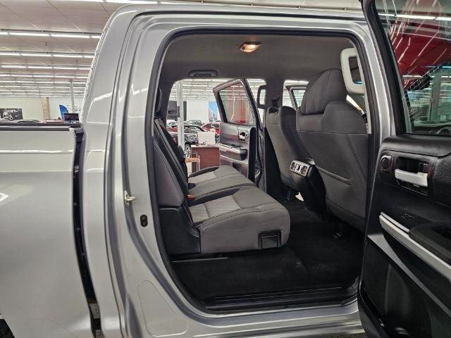 Toyota Tundra 4WD Truck CrewMax 5.7L FFV V8 6-Spd AT SR5 (Natl) 2014