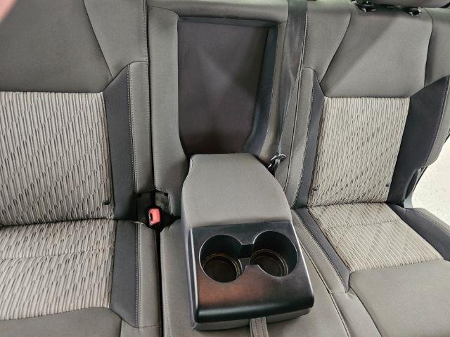 Toyota Tundra 4WD Truck CrewMax 5.7L FFV V8 6-Spd AT SR5 (Natl) 2014