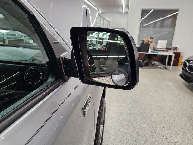 Toyota Tundra 4WD Truck CrewMax 5.7L FFV V8 6-Spd AT SR5 (Natl) 2014