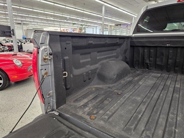 Toyota Tundra 4WD Truck CrewMax 5.7L FFV V8 6-Spd AT SR5 (Natl) 2014