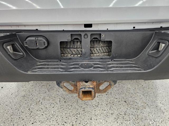 Toyota Tundra 4WD Truck CrewMax 5.7L FFV V8 6-Spd AT SR5 (Natl) 2014