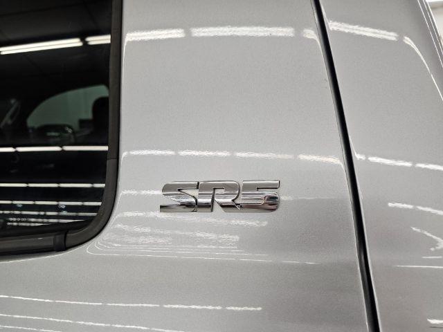 Toyota Tundra 4WD Truck CrewMax 5.7L FFV V8 6-Spd AT SR5 (Natl) 2014