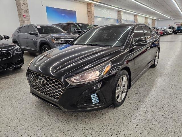 Hyundai Sonata Sport 2.4L 2019