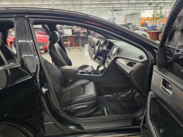 Hyundai Sonata Sport 2.4L 2019