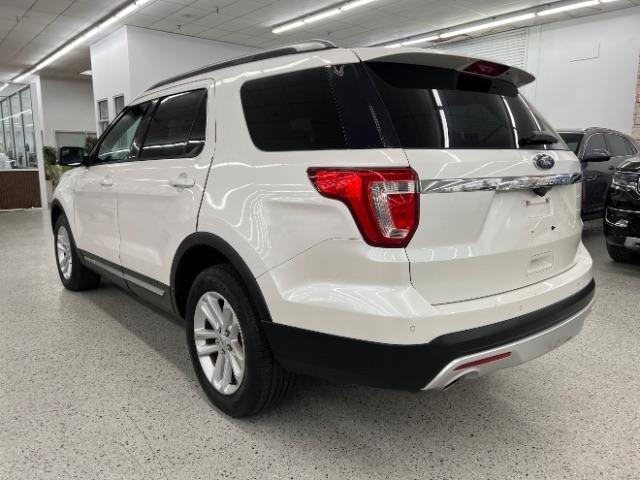 Ford Explorer XLT FWD 2017