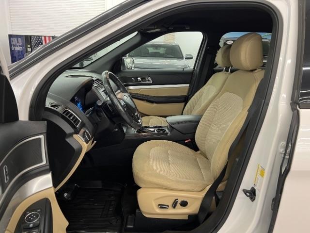 Ford Explorer XLT FWD 2017