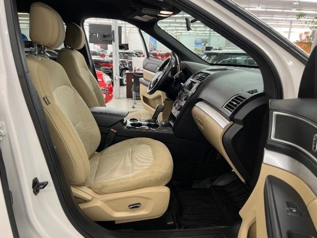 Ford Explorer XLT FWD 2017